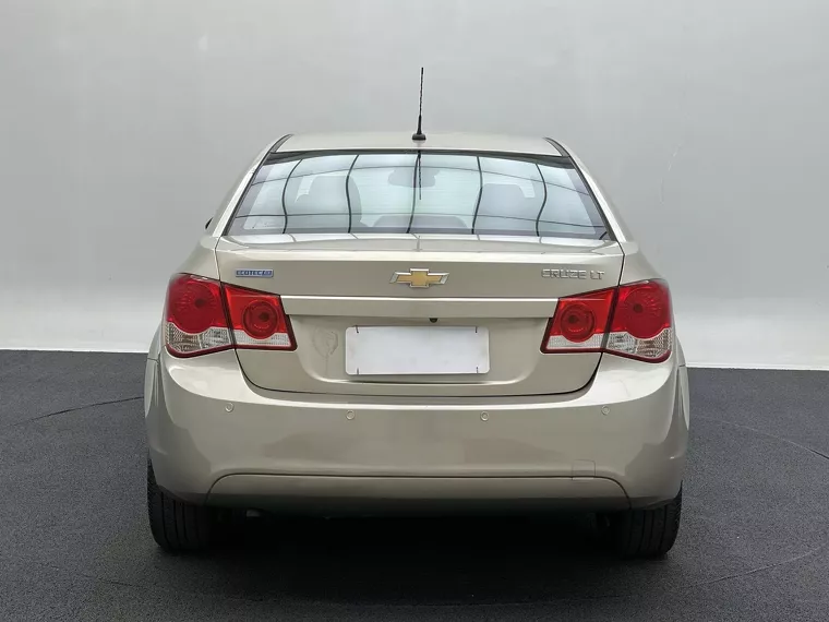 Chevrolet Cruze Bege 9