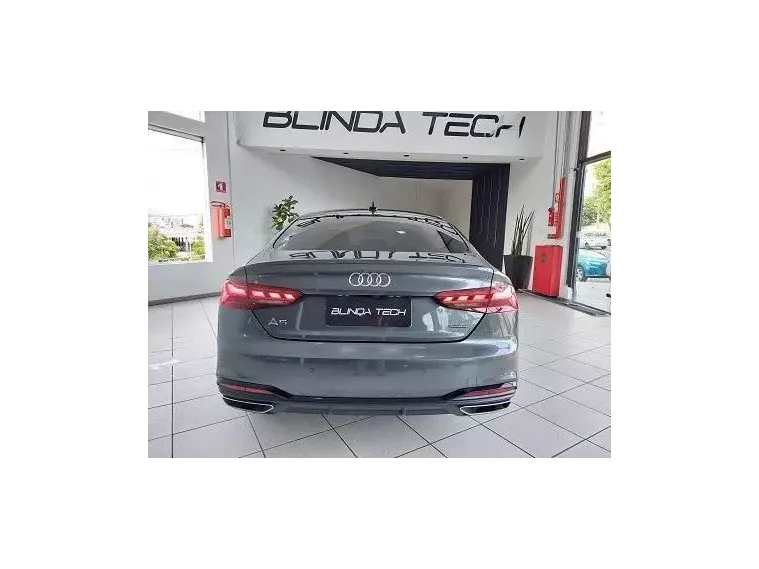 Audi A5 Cinza 13