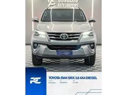 Toyota Hilux SW4