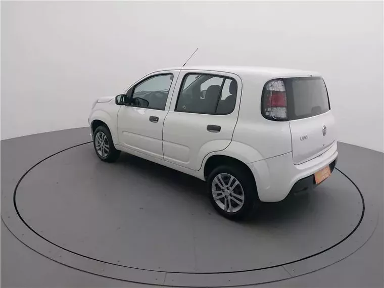 Fiat Uno Branco 1