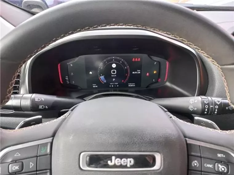 Jeep Renegade Cinza 5