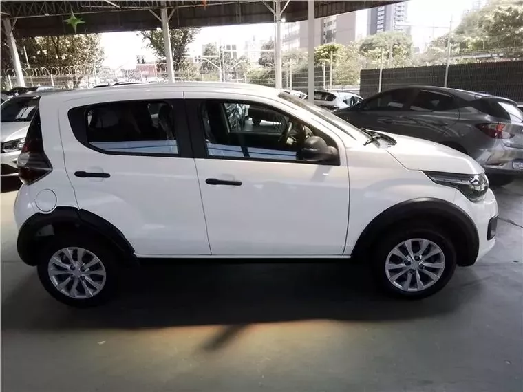 Fiat Mobi Branco 8