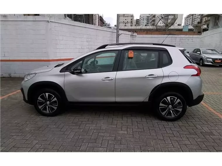 Peugeot 2008 Cinza 5