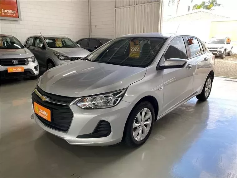 Chevrolet Onix Prata 8