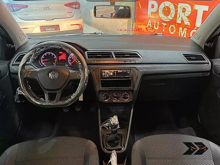 Volkswagen Gol Prata 12