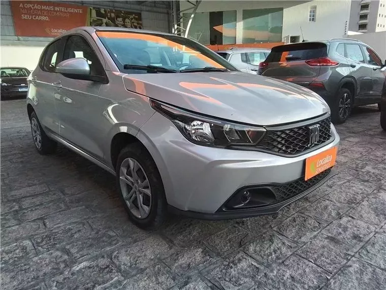 Fiat Argo Prata 12