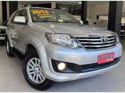 Toyota Hilux SW4