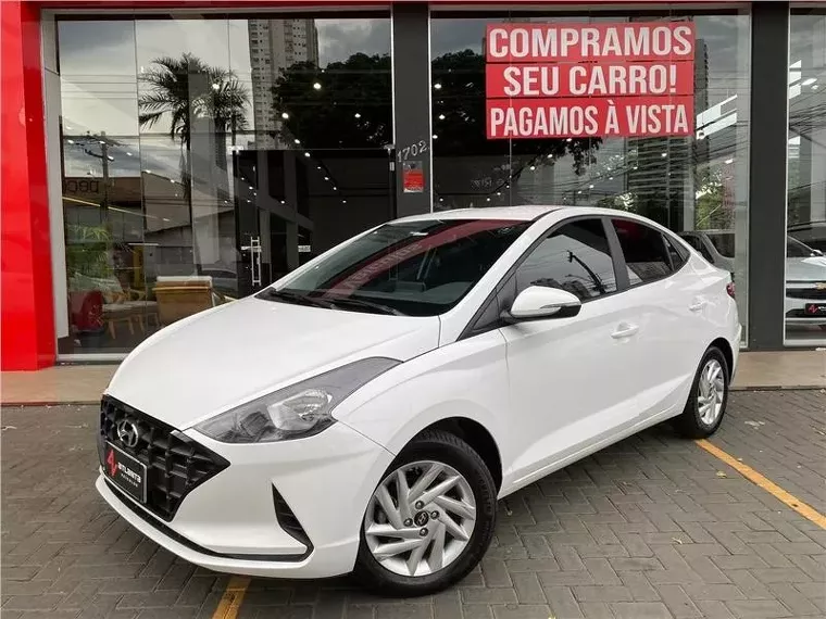 Hyundai HB20S Branco 13