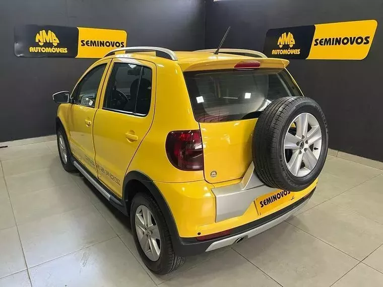 Volkswagen Crossfox Amarelo 8