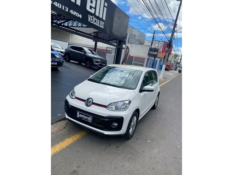 Volkswagen UP Branco 1