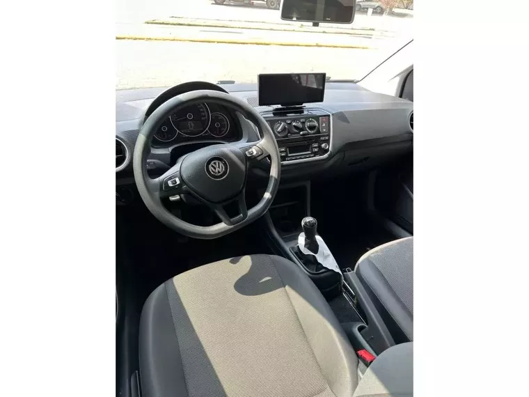 Volkswagen UP Preto 8