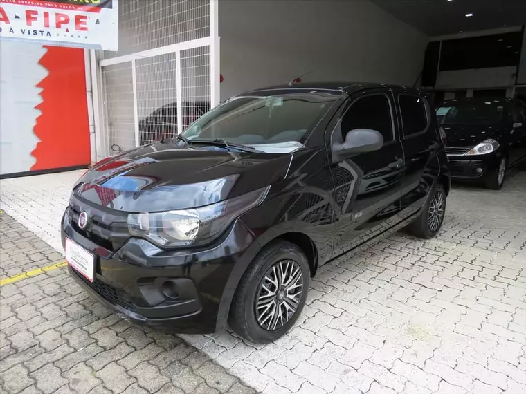 Fiat Mobi Preto 7