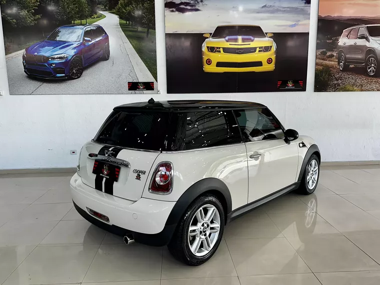 Mini Cooper Branco 4