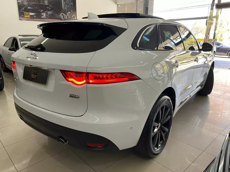 Jaguar F-pace Branco 2