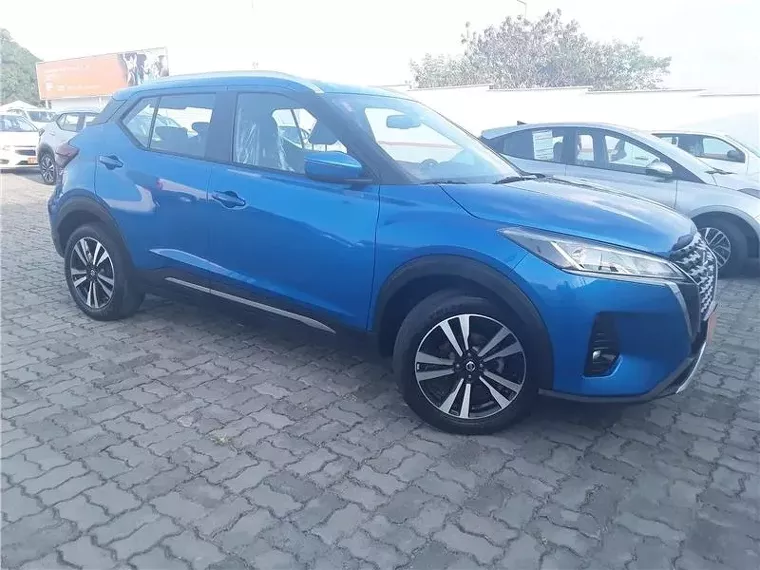 Nissan Kicks Azul 16