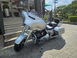 Street Glide