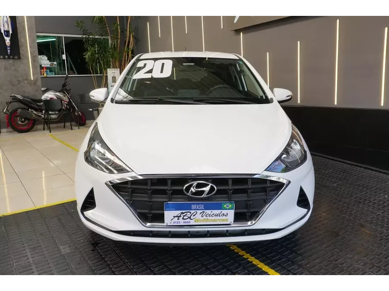 Hyundai HB20 Branco 11