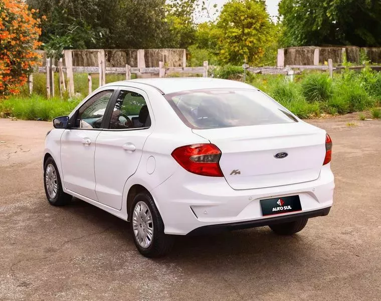 Ford KA Branco 11