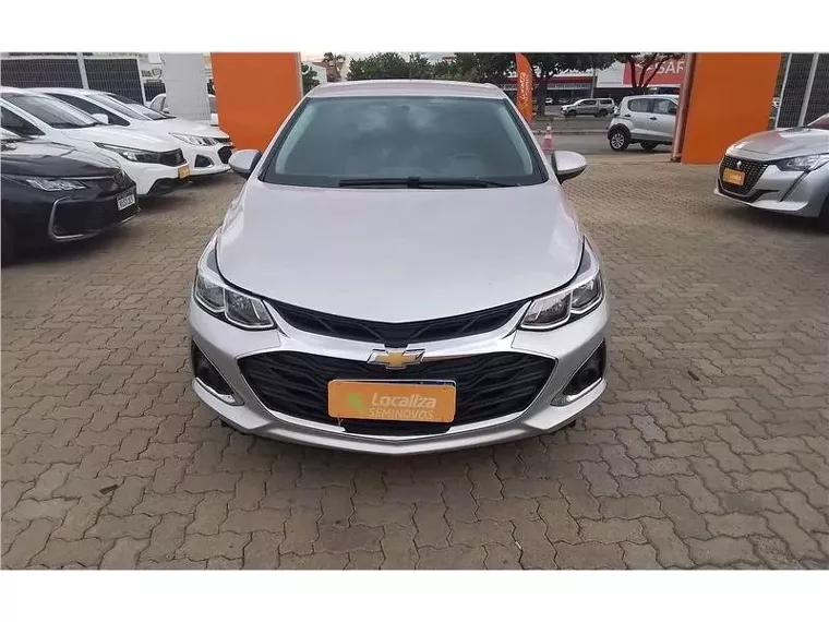 Chevrolet Cruze Prata 18