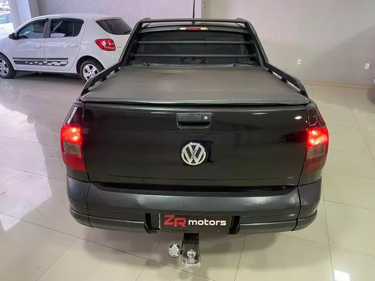 Volkswagen Saveiro Preto 1