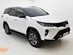 Toyota Hilux SW4