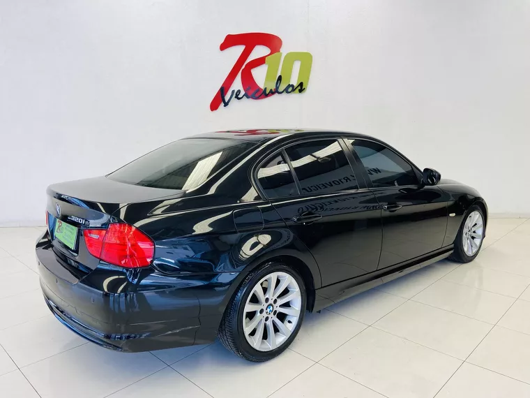 BMW 320i Preto 6