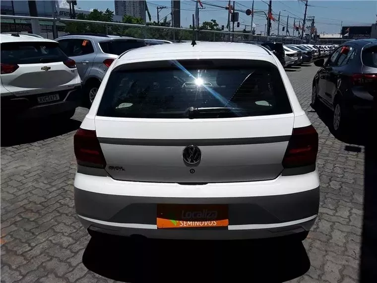 Volkswagen Gol Branco 6