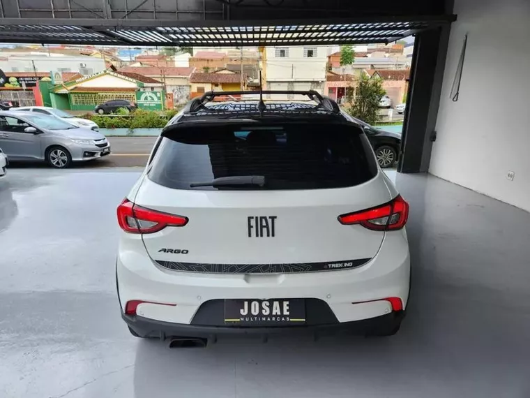 Fiat Argo Branco 8