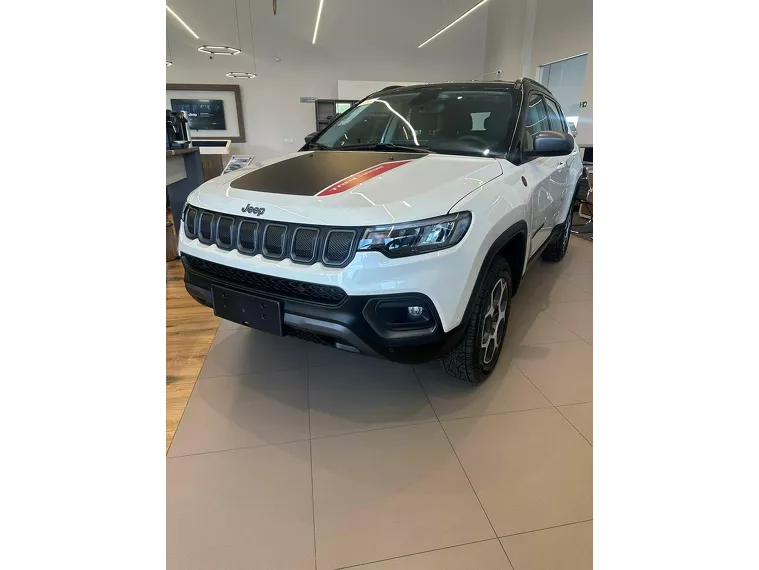 Jeep Compass Branco 10