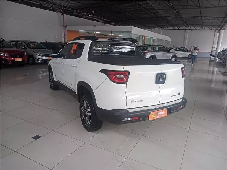 Fiat Toro Branco 8