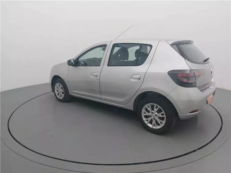 Renault Sandero Prata 4