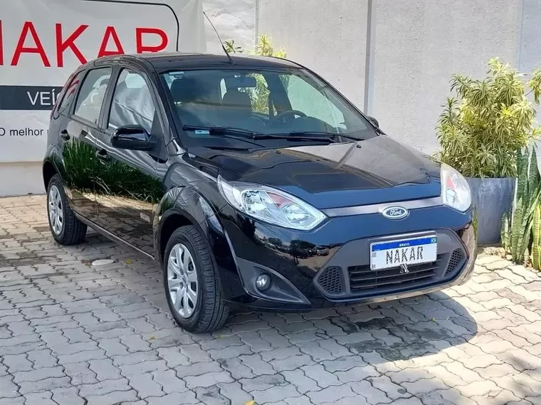 Ford Fiesta Preto 1