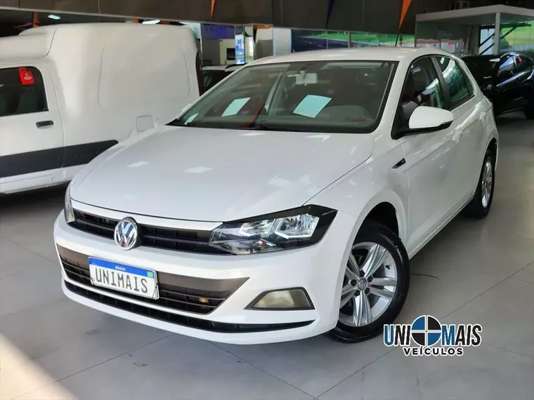 Volkswagen Polo Hatch Branco 12