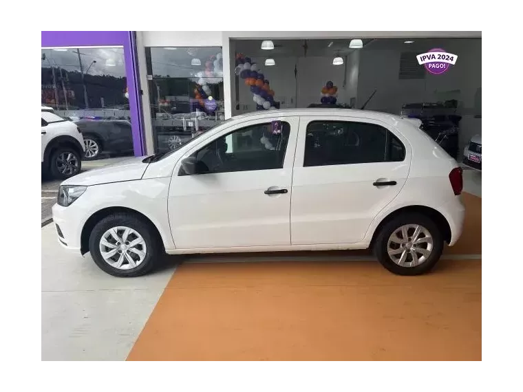 Volkswagen Gol Branco 4