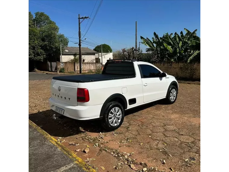 Volkswagen Saveiro Branco 3