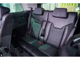 Jeep Commander
