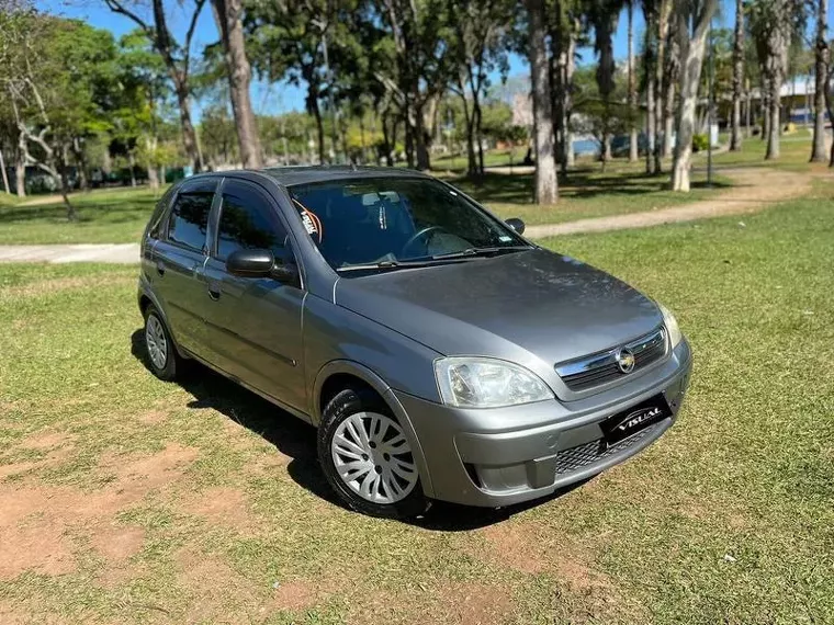 Chevrolet Corsa Cinza 5