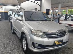 Toyota Hilux SW4