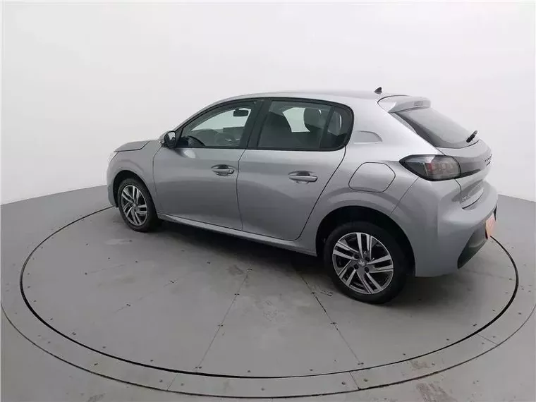 Peugeot 208 Cinza 11