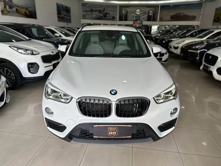 BMW X1 Branco 1