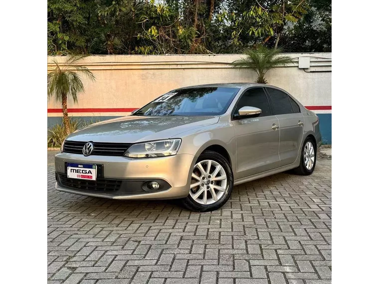 Volkswagen Jetta Prata 6