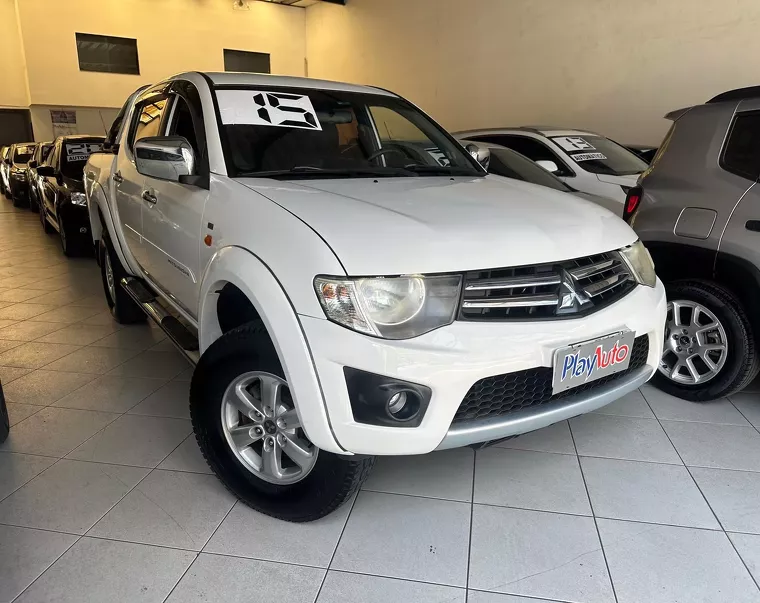 Mitsubishi L200 Triton Branco 6