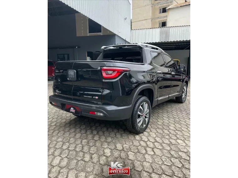 Fiat Toro Preto 7