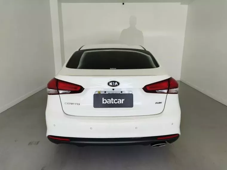 KIA Cerato Branco 9