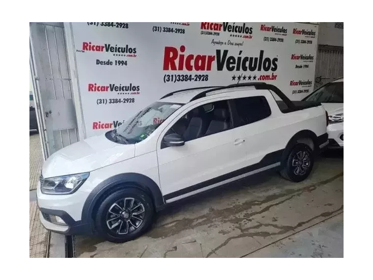 Volkswagen Saveiro Branco 1