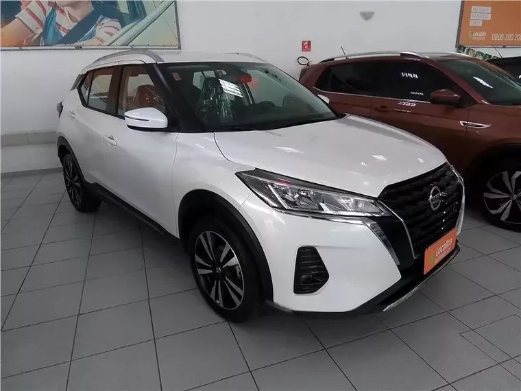 Nissan Kicks Branco 8