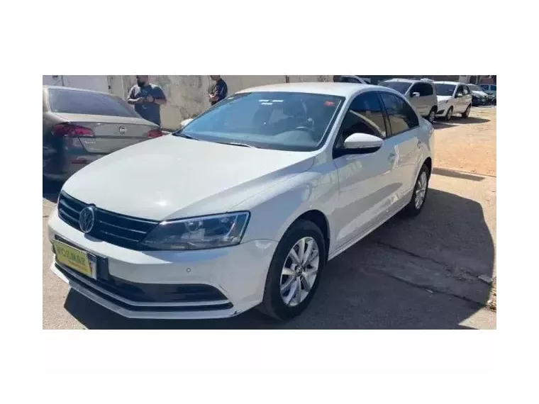 Volkswagen Jetta Branco 1