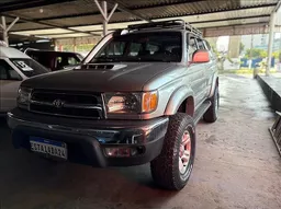 Toyota Hilux SW4