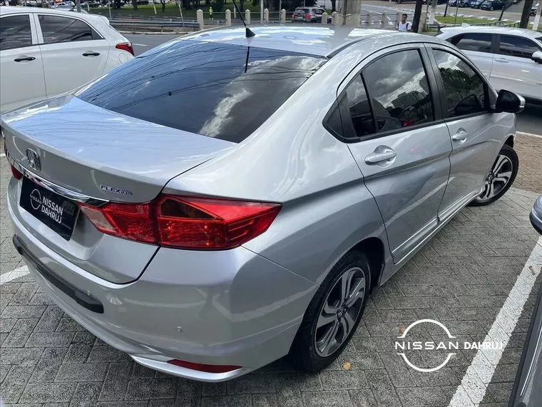 Honda City Prata 17