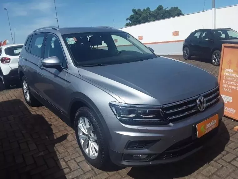 Volkswagen Tiguan Prata 8